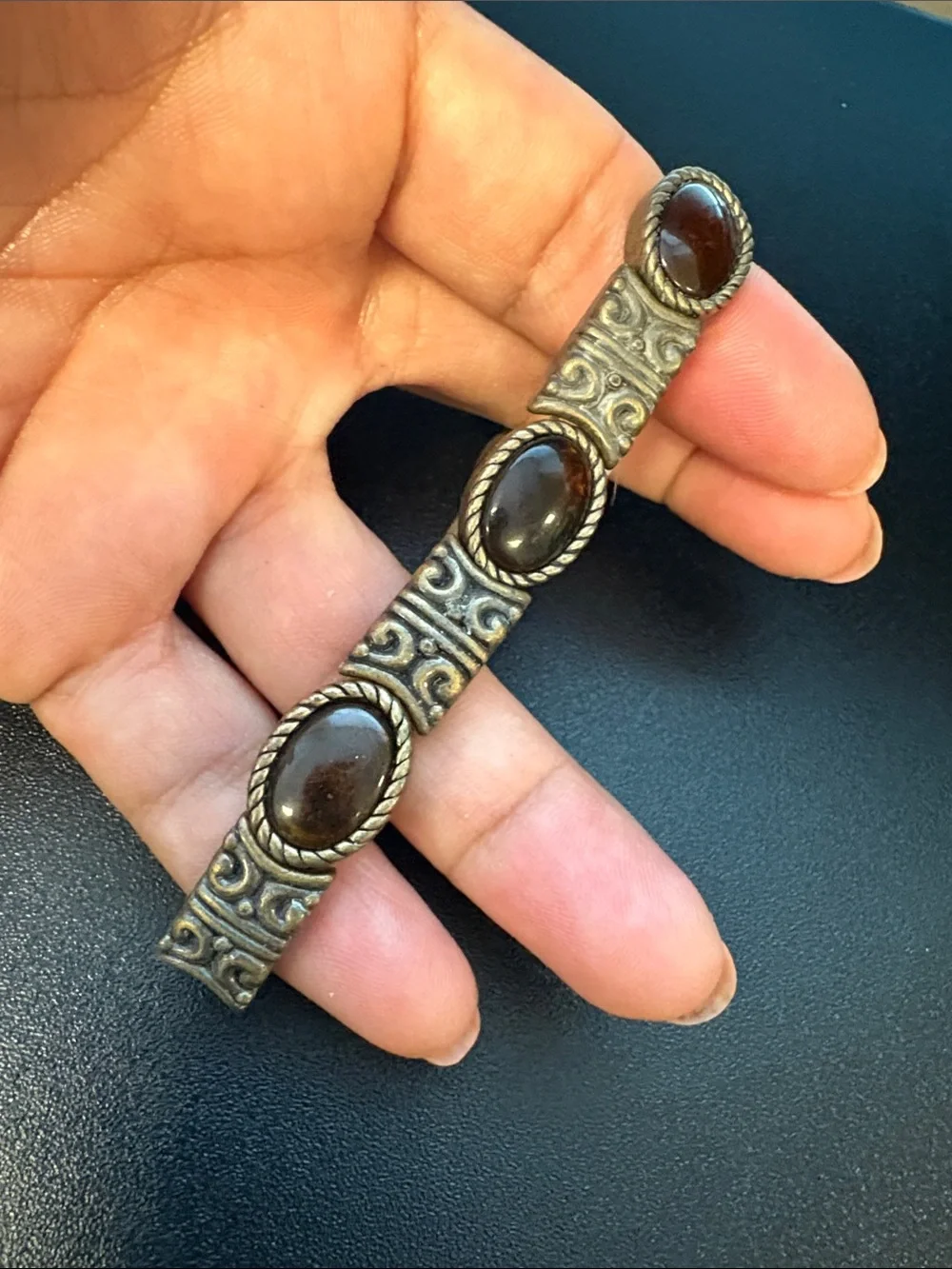 Beautiful Brown Cabochon Accent Statement Stretch Bracelet w/ Antique Detailing